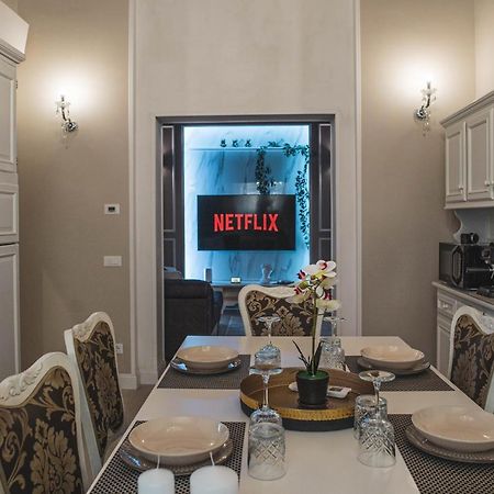 Belvedere Luxury Apartment, View On The Lucca Walls Exterior foto